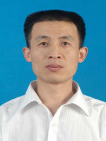 闫金坤 照片