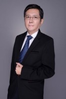 吕荣杰 照片