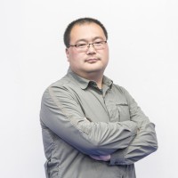 李晟 照片