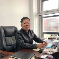 沈伯雄 照片