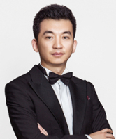 李杨 照片