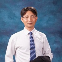 李秉奎 照片