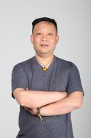 李继春 照片
