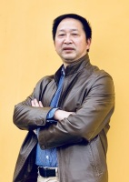 吴巍 照片