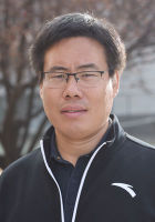 熊锋 照片