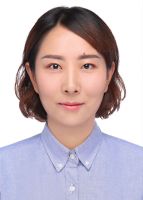 严明 照片