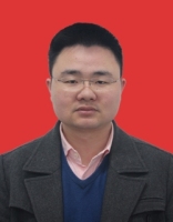 钱喆 照片