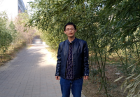 韩永辉 照片