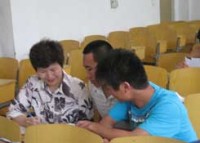 王爱坤 照片