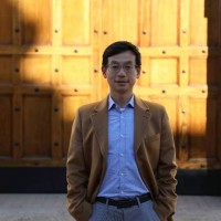 罗炜 照片