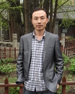万德成 照片