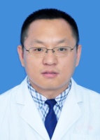 闫振宇 照片