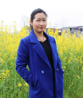 李妍辉 照片