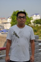 李建平 照片