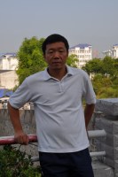 邹炜 照片